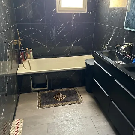 Villa 3-bedroom With Pools Nissan-lez-Enserune